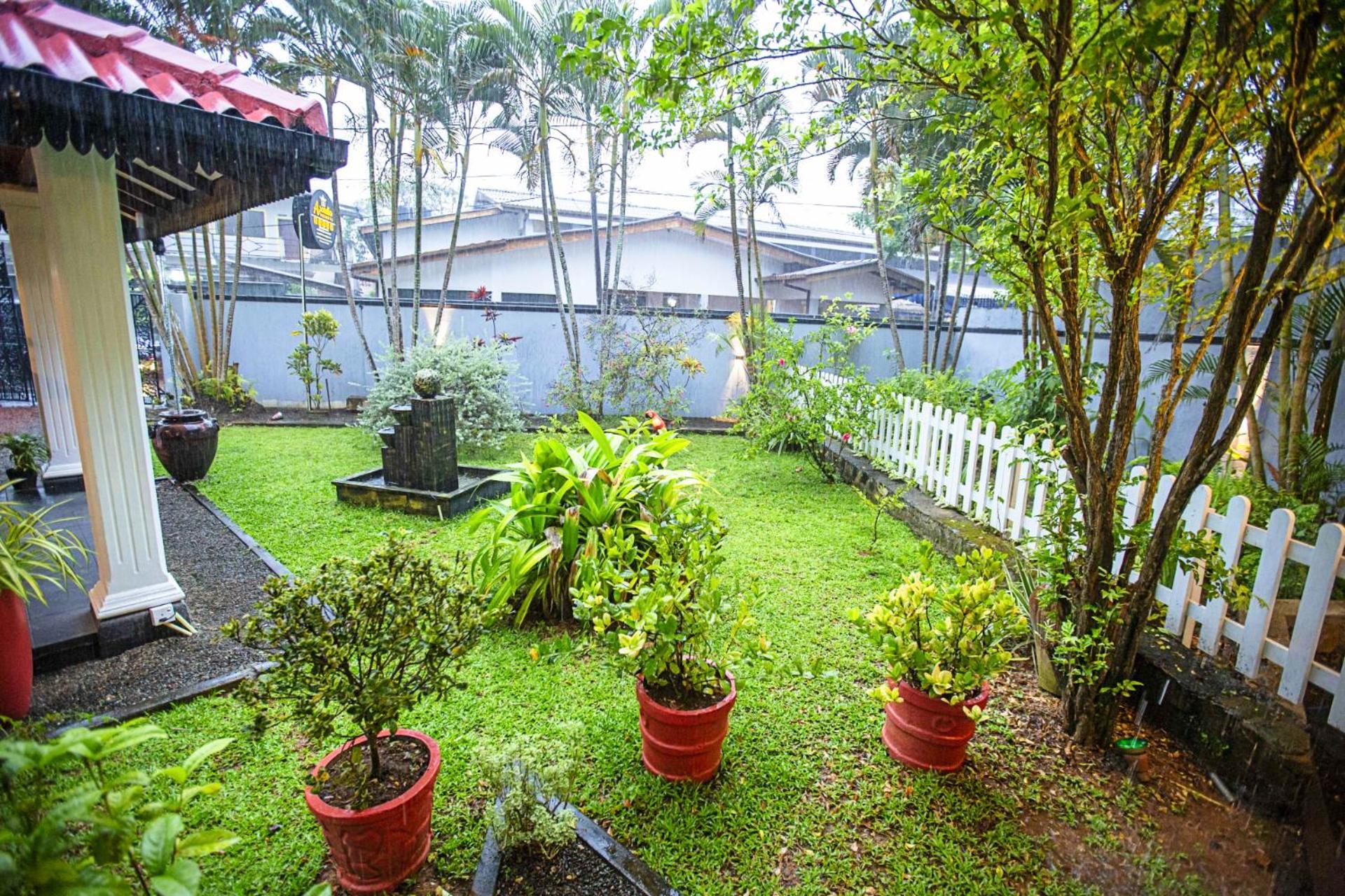 Arcadia Resort Hikkaduwa Exterior foto